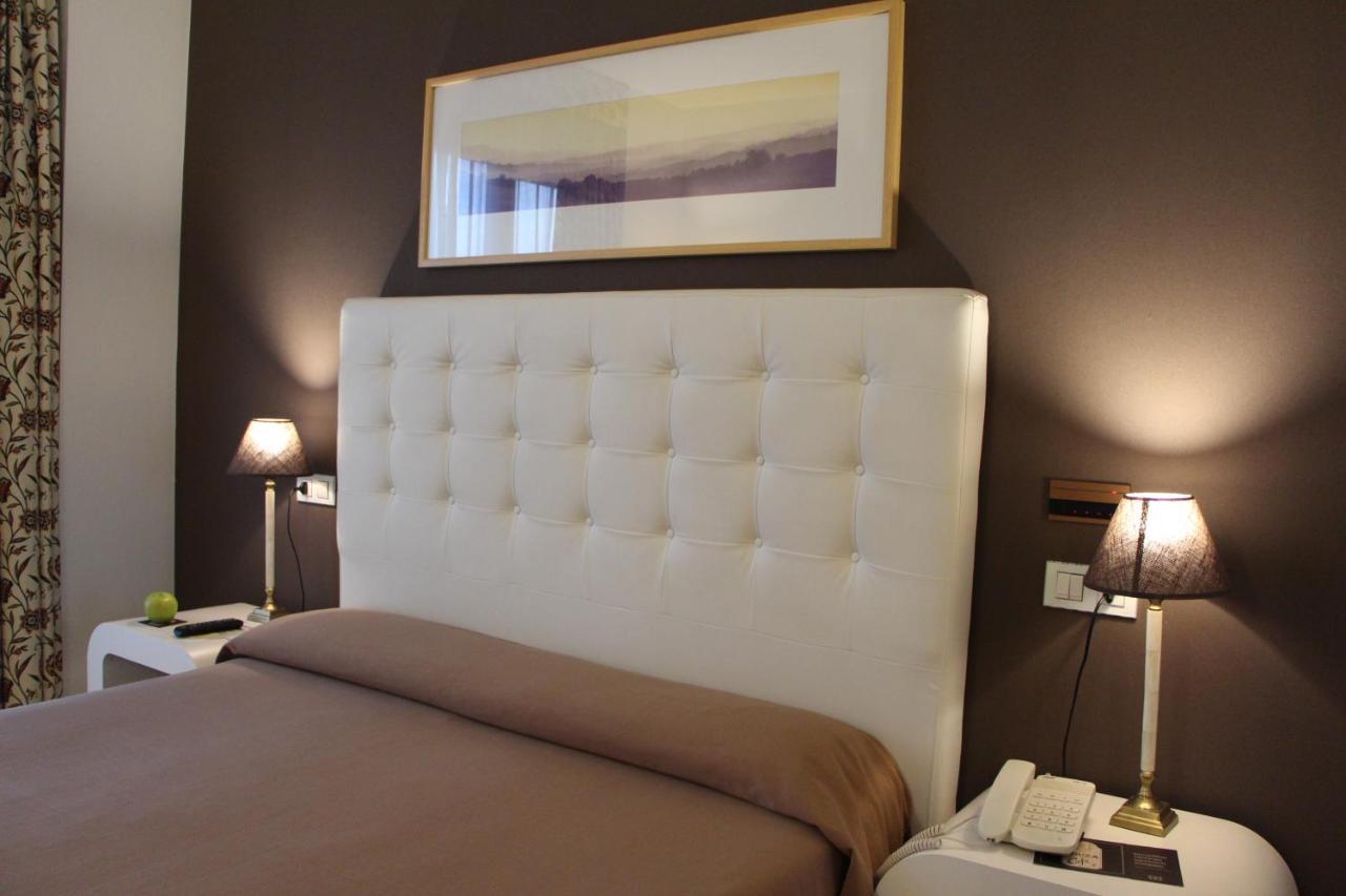 Hotel Bouza Ribadeo Ngoại thất bức ảnh