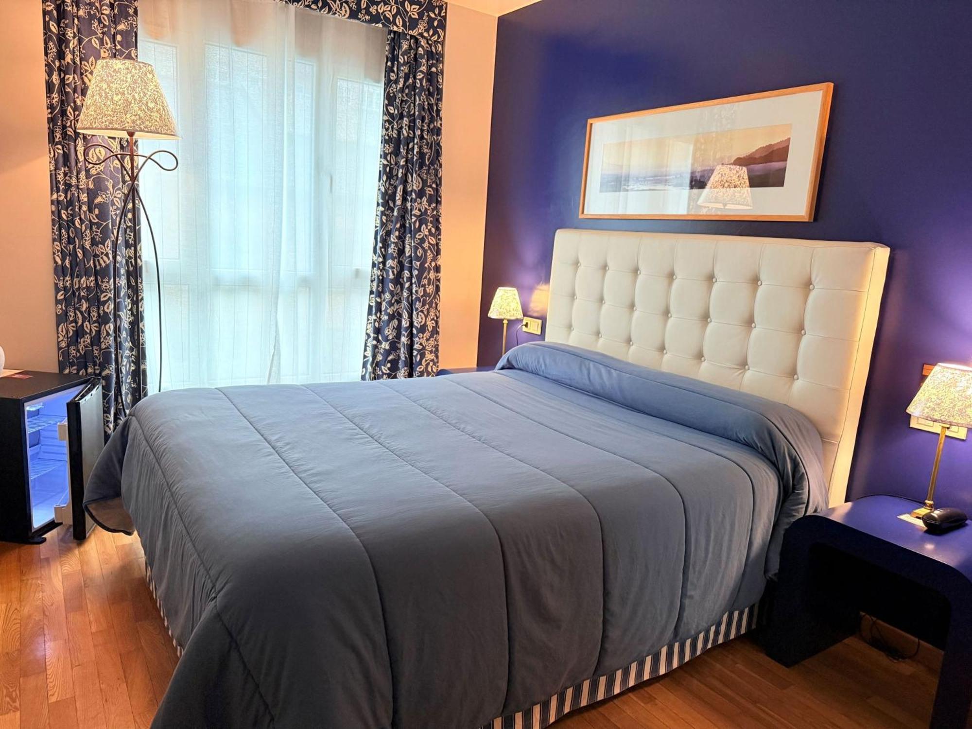 Hotel Bouza Ribadeo Ngoại thất bức ảnh