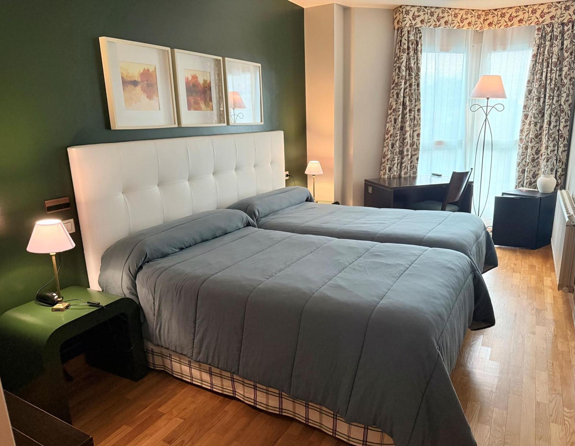 Hotel Bouza Ribadeo Ngoại thất bức ảnh