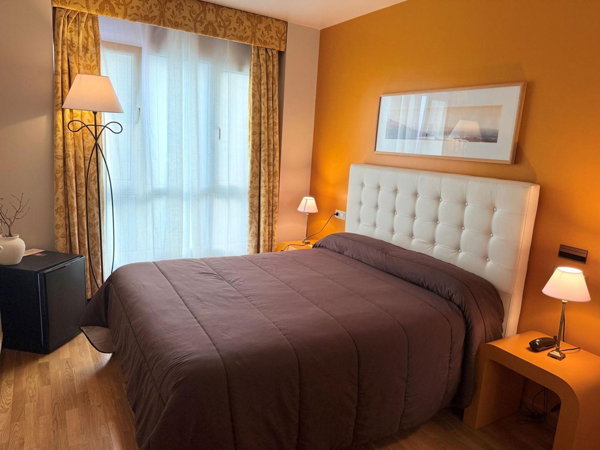 Hotel Bouza Ribadeo Ngoại thất bức ảnh