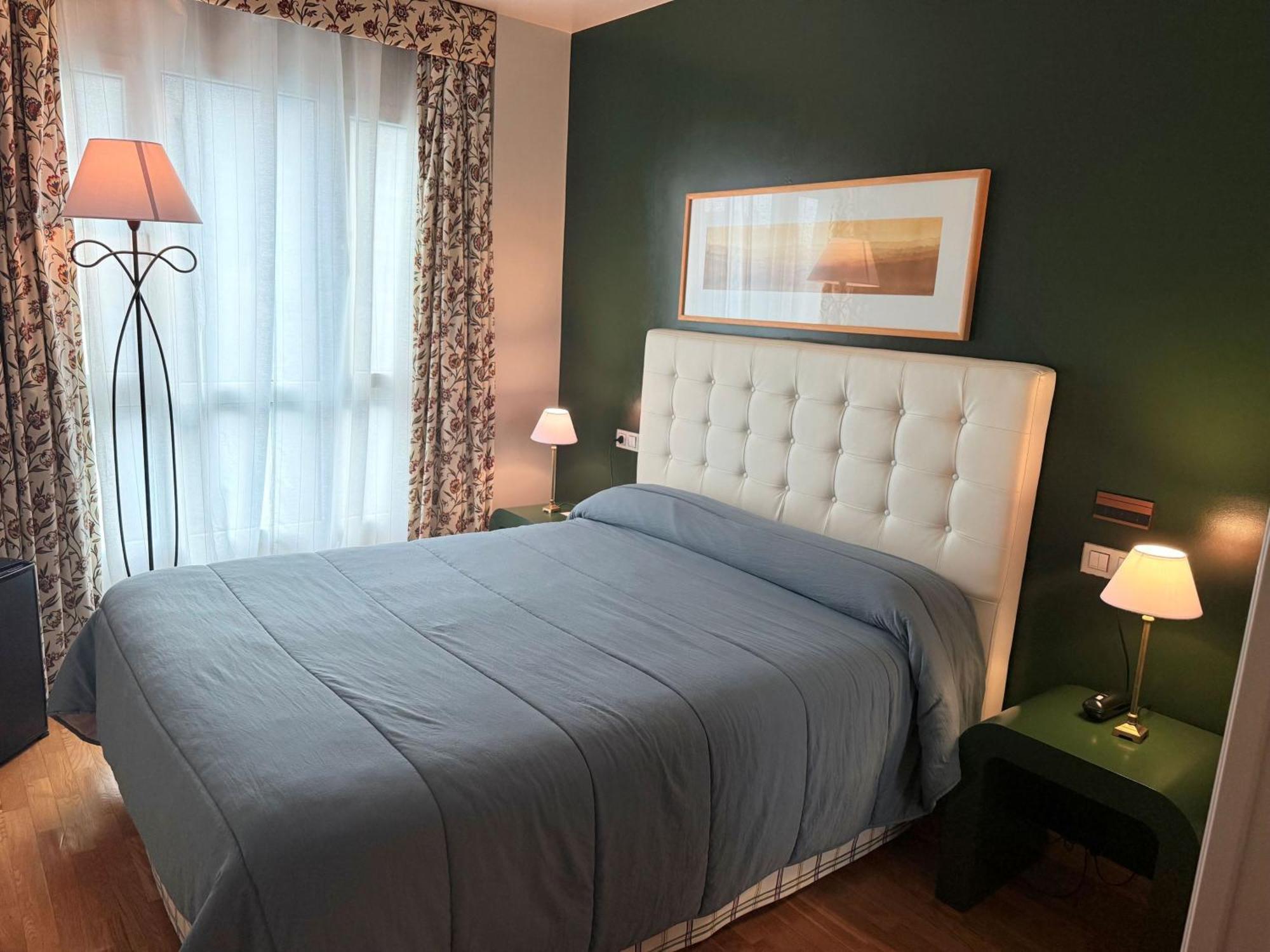 Hotel Bouza Ribadeo Ngoại thất bức ảnh