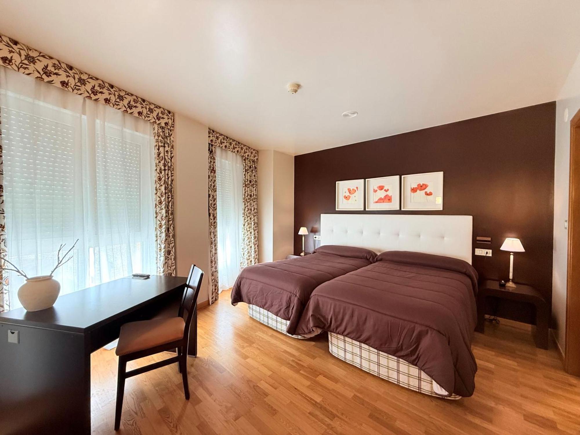 Hotel Bouza Ribadeo Ngoại thất bức ảnh
