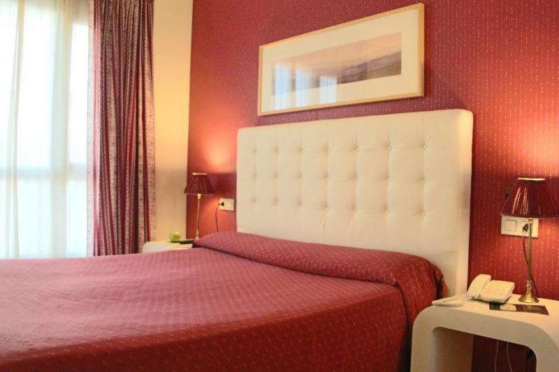 Hotel Bouza Ribadeo Ngoại thất bức ảnh