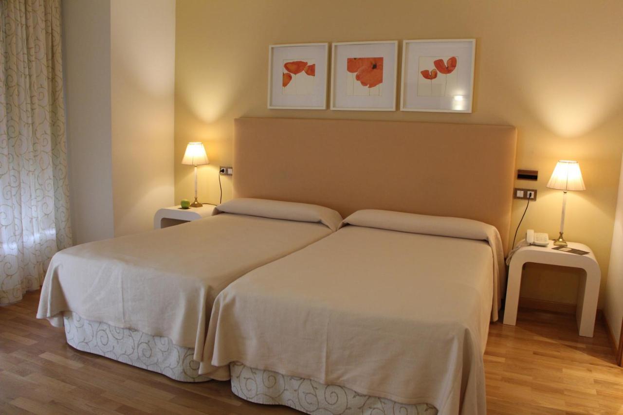 Hotel Bouza Ribadeo Ngoại thất bức ảnh