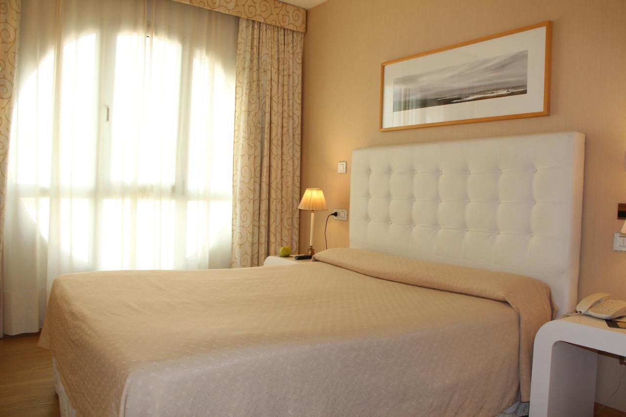 Hotel Bouza Ribadeo Ngoại thất bức ảnh