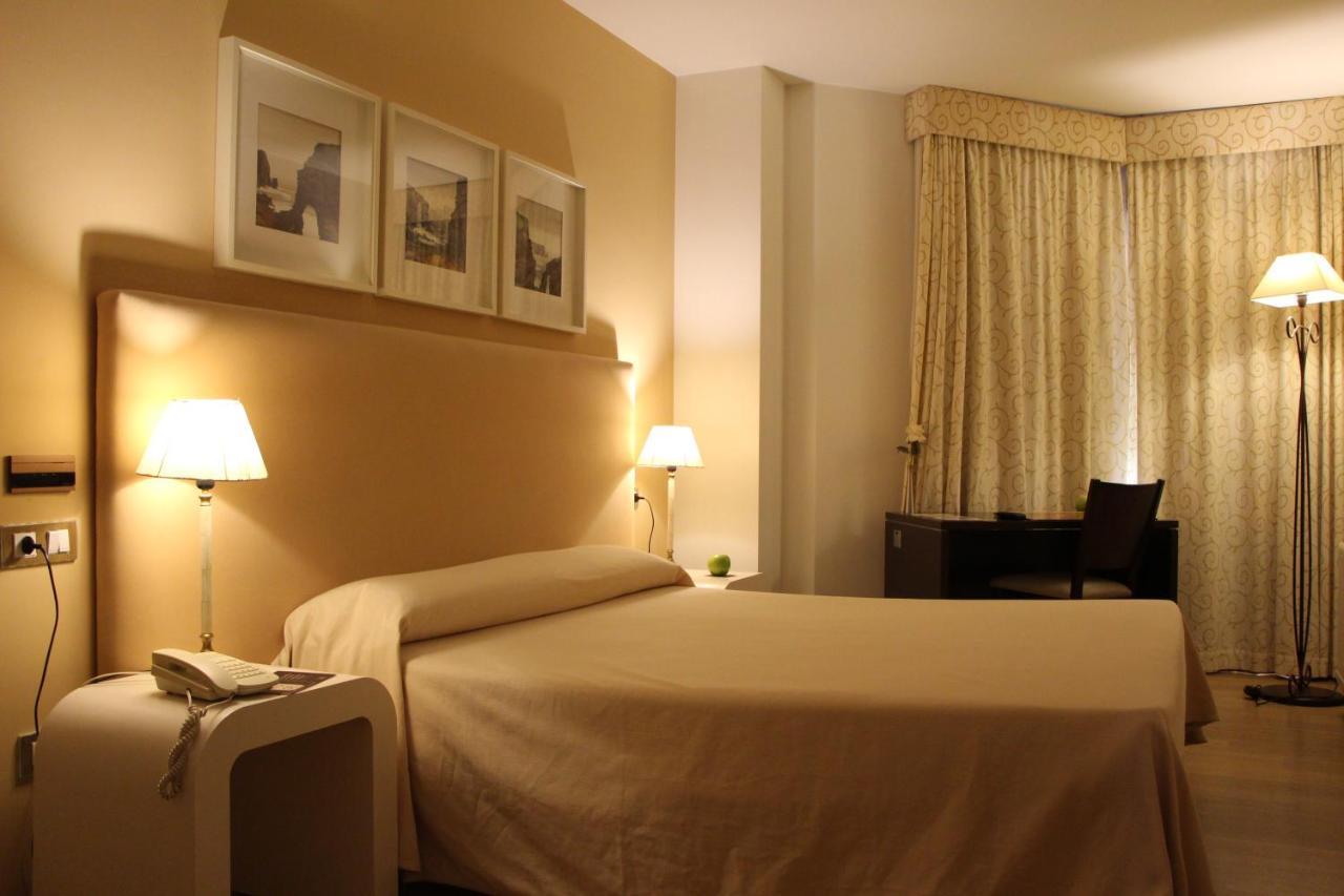 Hotel Bouza Ribadeo Ngoại thất bức ảnh